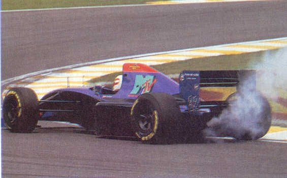 Ratzenberger com o Simtek S941 no GP do Brasil de 1994