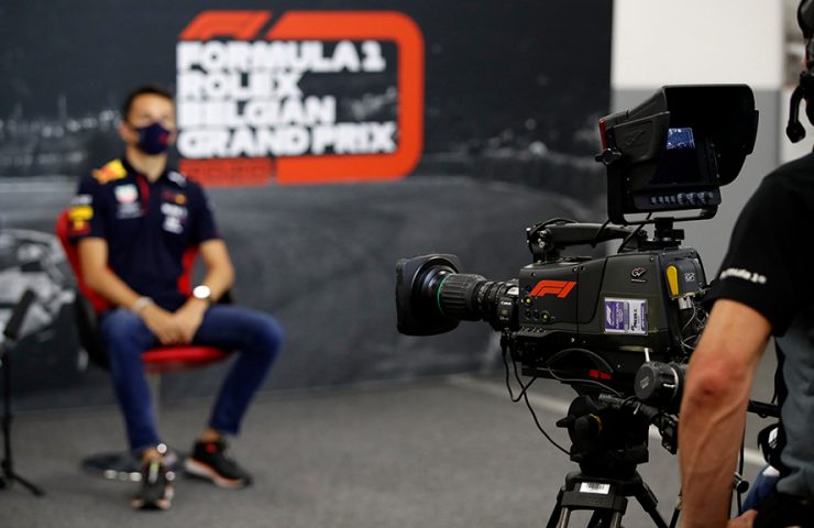Quem fica com os direitos de TV da F1 para o Brasil?