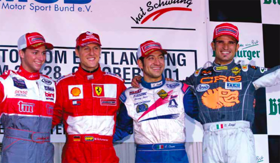 Marco Ardigó, Michael Schumacher, Sauro Cesetti e Vitantonio Liuzzi no pódio do Mundial de Kerpen de 2001