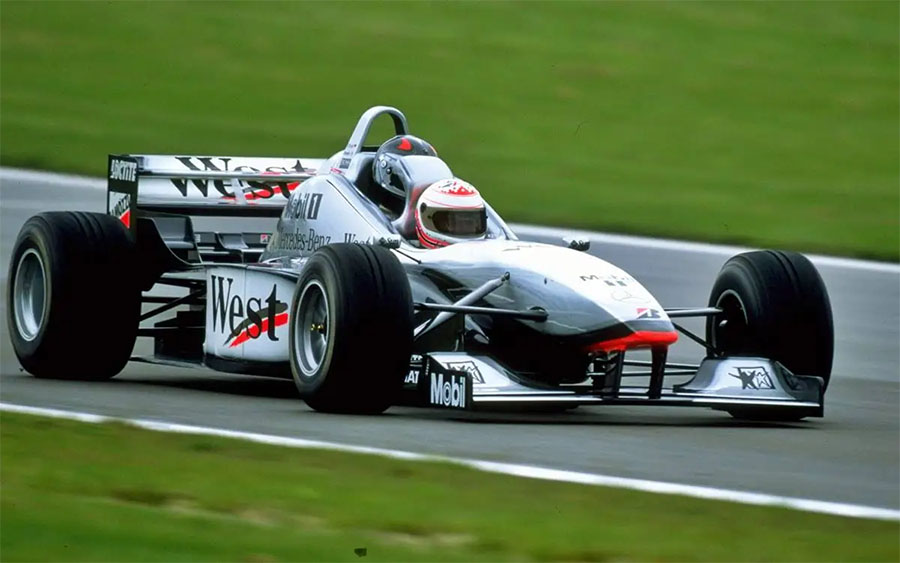 A McLaren foi a primeira a realizar eventos para convidados com seu F1 com lugar para passageiro