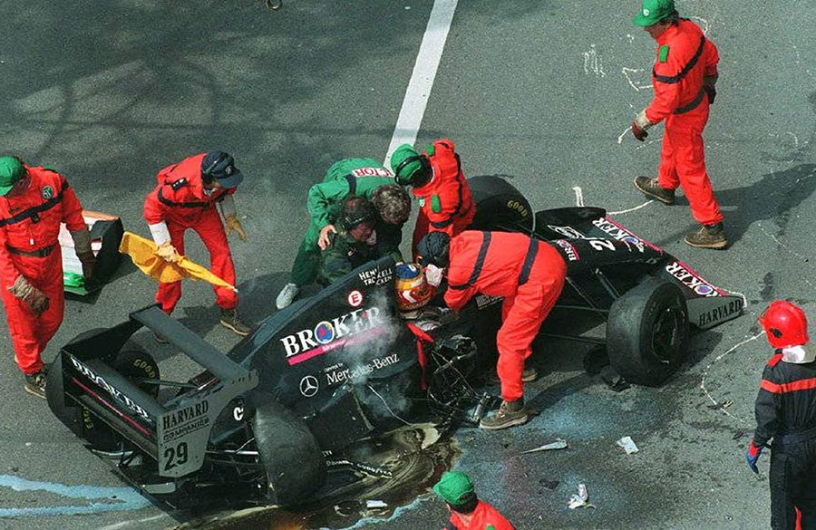 Karl Wendlinger foi uma das vítimas da estranha F1 de 1994