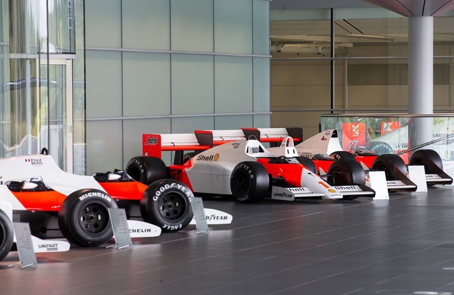 McLaren mantém coleção de carros de F1 em sua sede