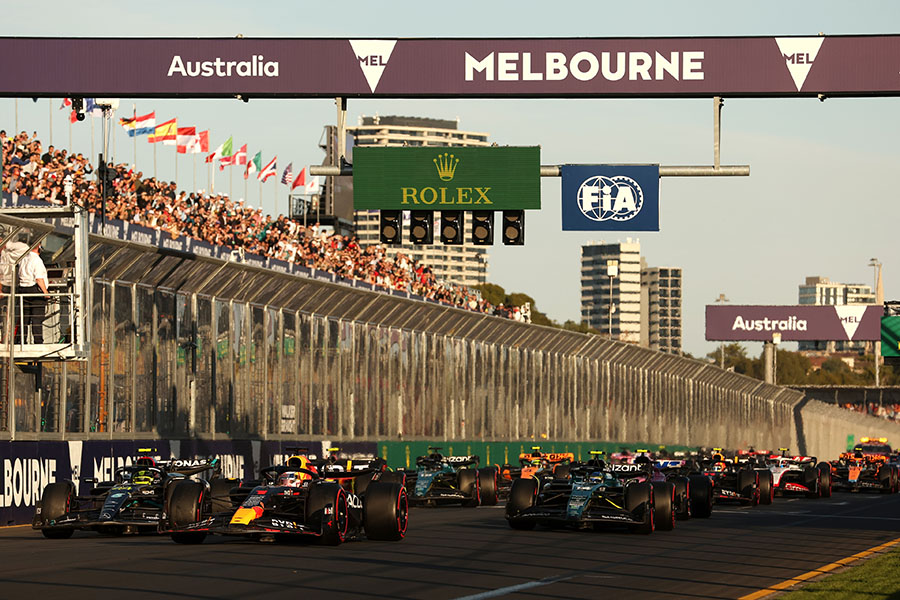 Segunda relargada parada do GP da Austrália de 2023 após bandeira vermelha a três voltas do final da prova 